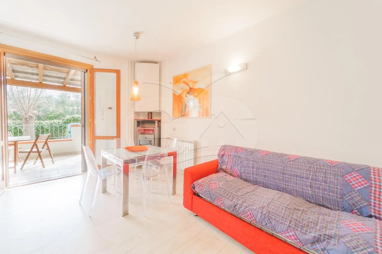 Casa Lula - Goelba Apartment Casa Alzi 0*,  Italy